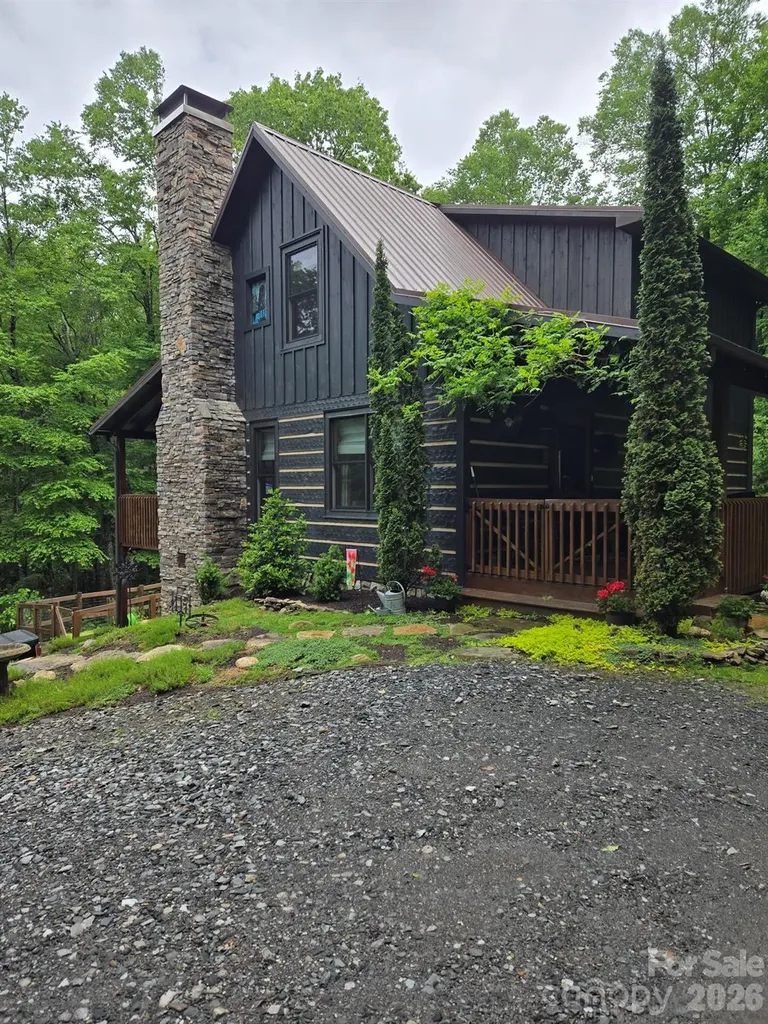 117 Deelani Trail Fleetwood NC 28626