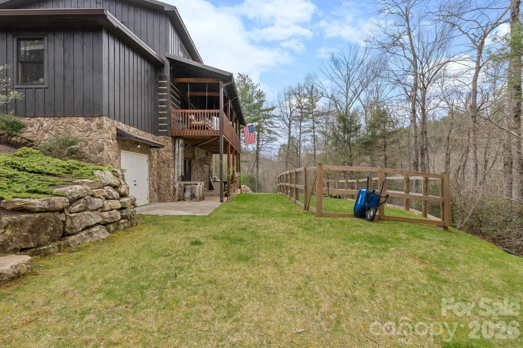 117 Deelani Trail Fleetwood NC 28626