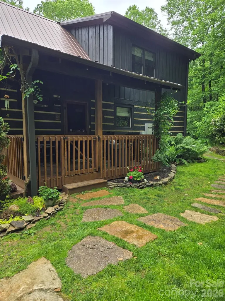 117 Deelani Trail Fleetwood NC 28626