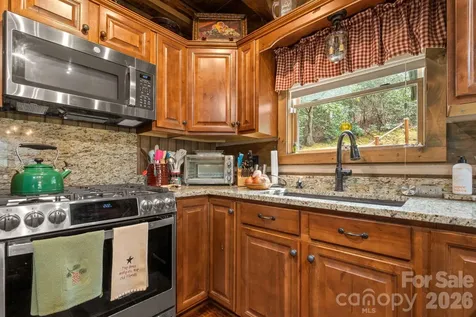 117 Deelani Trail Fleetwood NC 28626