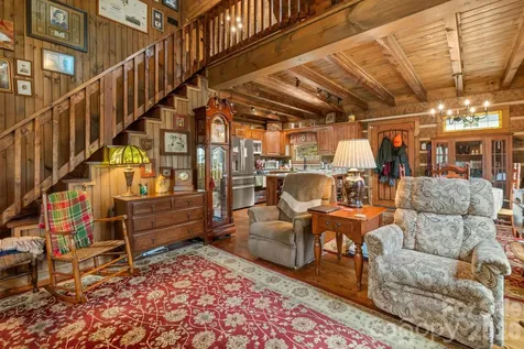 117 Deelani Trail Fleetwood NC 28626