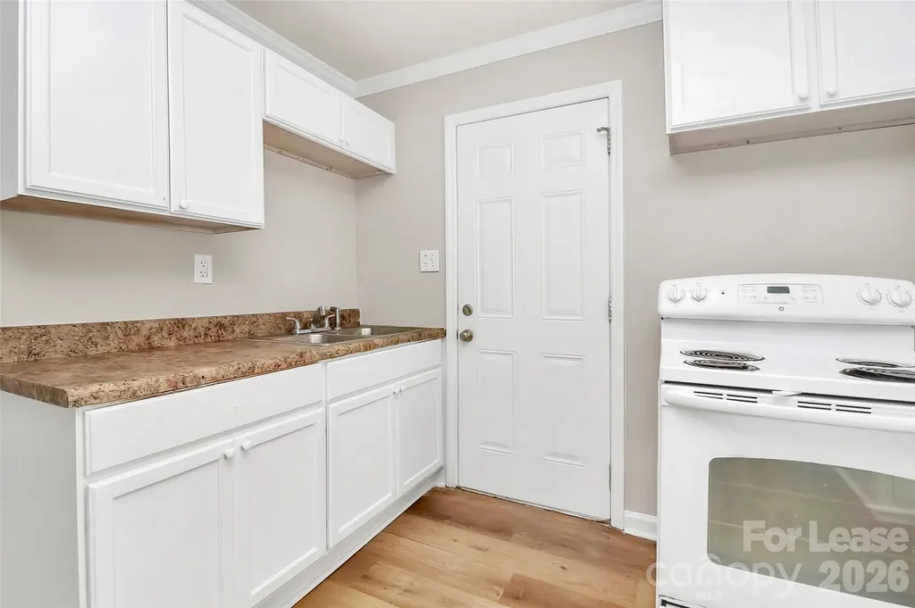 2510 Hemphill Street Charlotte NC 28208