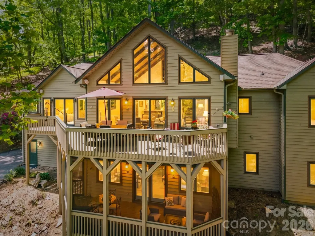 Mills River NC, 26 Walnut Drive