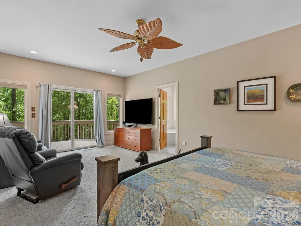 26 Walnut Drive Mills River NC 28759