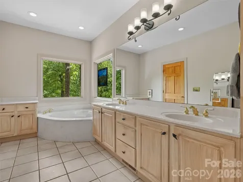 26 Walnut Drive Mills River NC 28759
