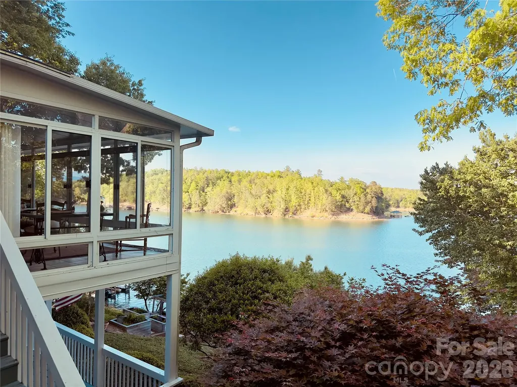 797 Lake Club Drive Nebo NC 28761