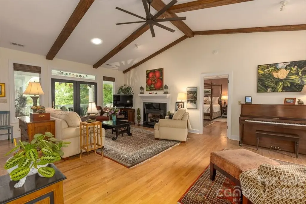 797 Lake Club Drive Nebo NC 28761