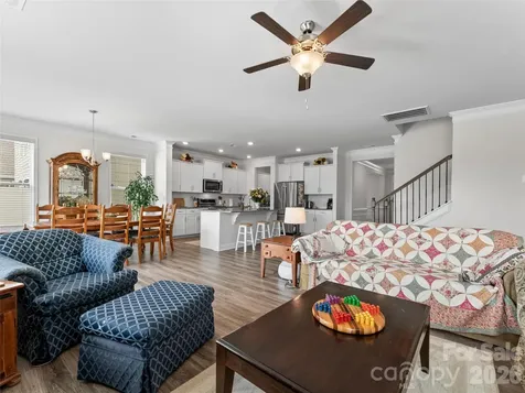 108 Thornberry Road Hendersonville NC 28792