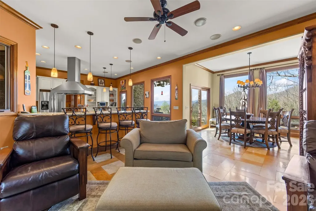 221 Connection Circle Robbinsville NC 28771