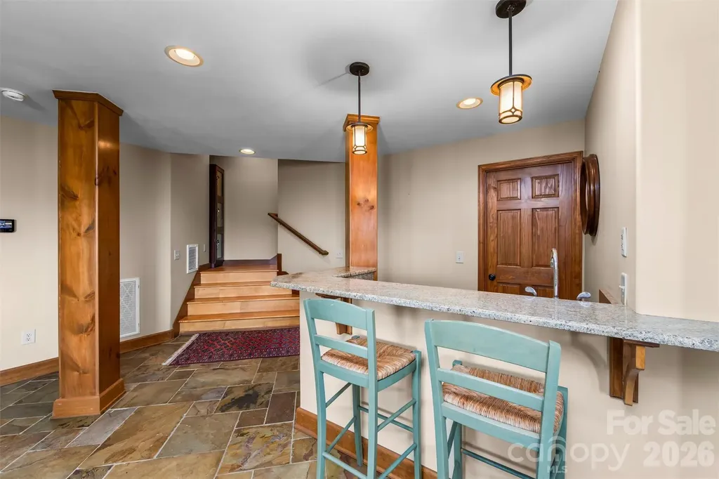 221 Connection Circle Robbinsville NC 28771