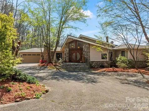 221 Connection Circle Robbinsville NC 28771