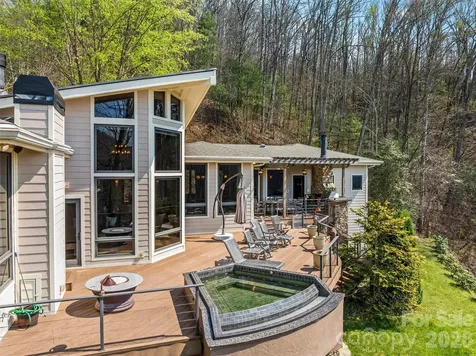 221 Connection Circle Robbinsville NC 28771
