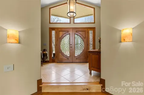 221 Connection Circle Robbinsville NC 28771