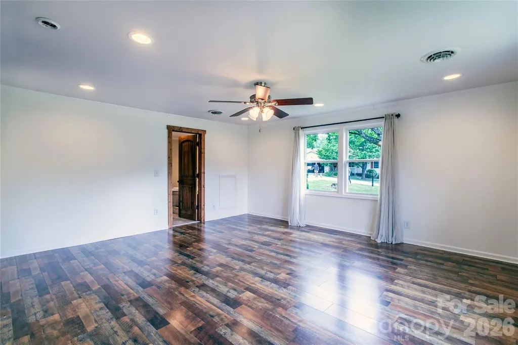 15 Bowman Ridge Road Hendersonville NC 28739