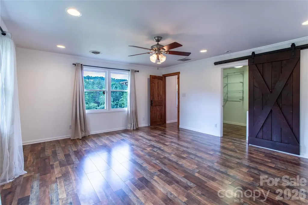 15 Bowman Ridge Road Hendersonville NC 28739