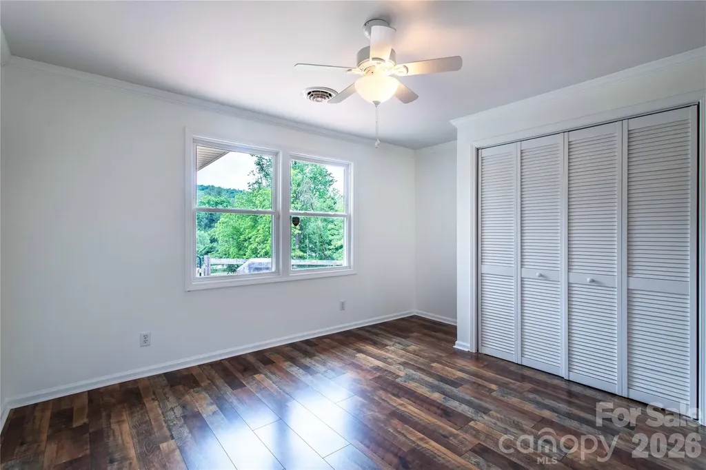 15 Bowman Ridge Road Hendersonville NC 28739