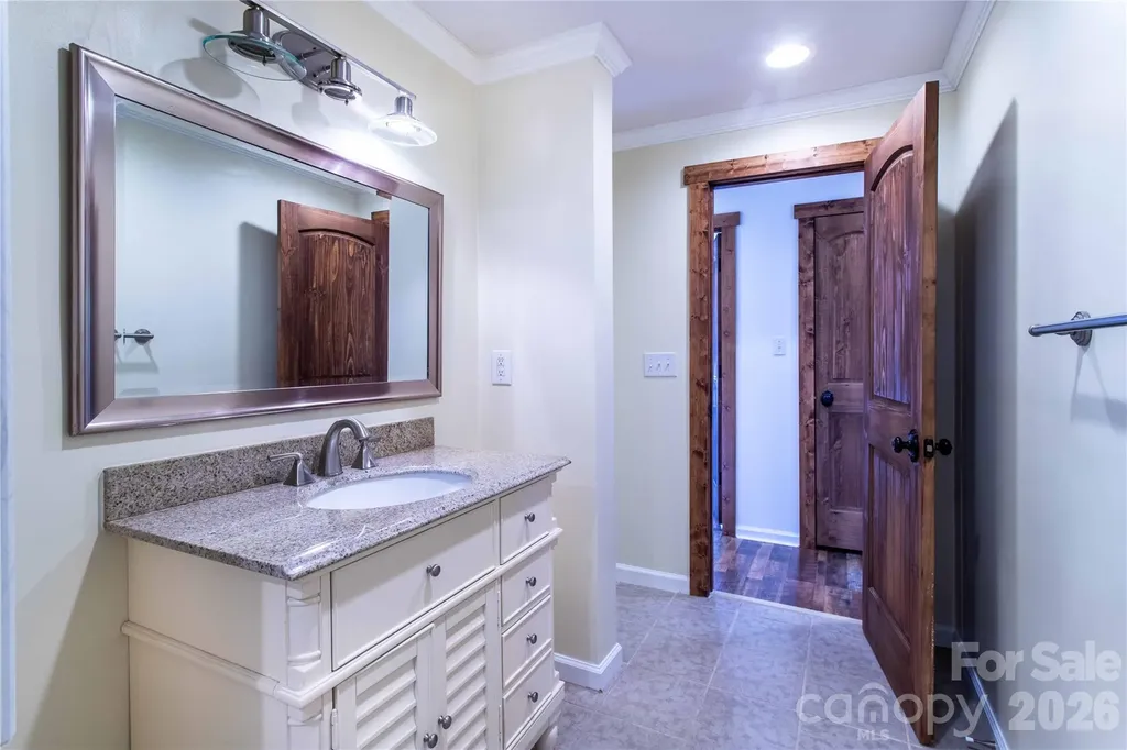 15 Bowman Ridge Road Hendersonville NC 28739