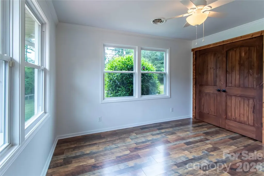 15 Bowman Ridge Road Hendersonville NC 28739