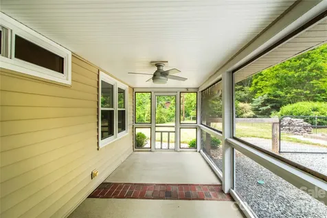 15 Bowman Ridge Road Hendersonville NC 28739