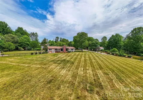 15 Bowman Ridge Road Hendersonville NC 28739