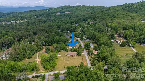 15 Bowman Ridge Road Hendersonville NC 28739