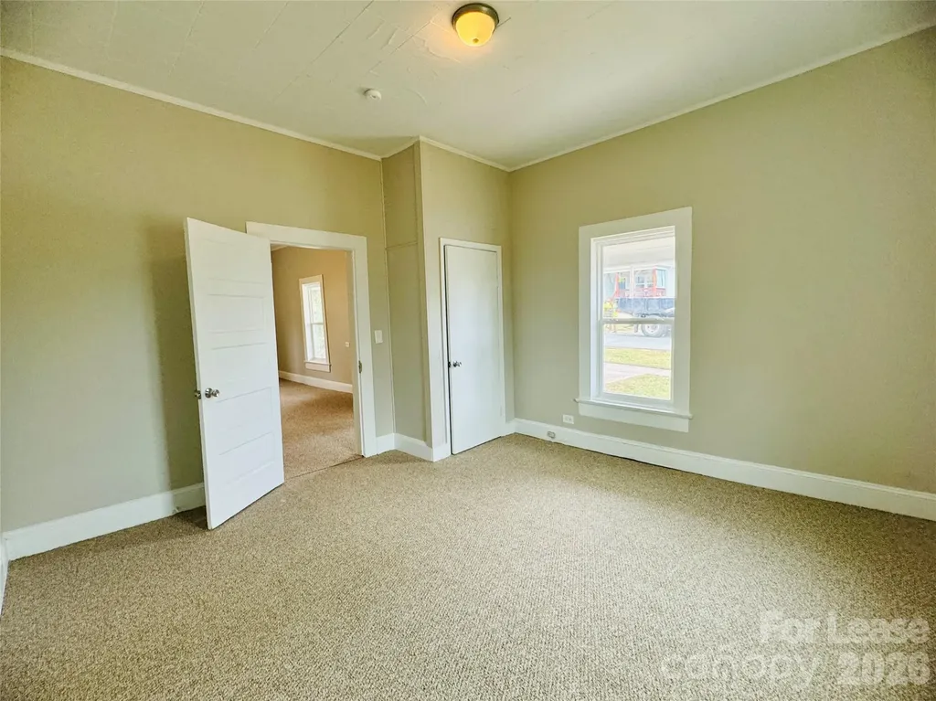 508 Elm Avenue Mount Holly NC 28021
