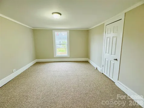 508 Elm Avenue Mount Holly NC 28021