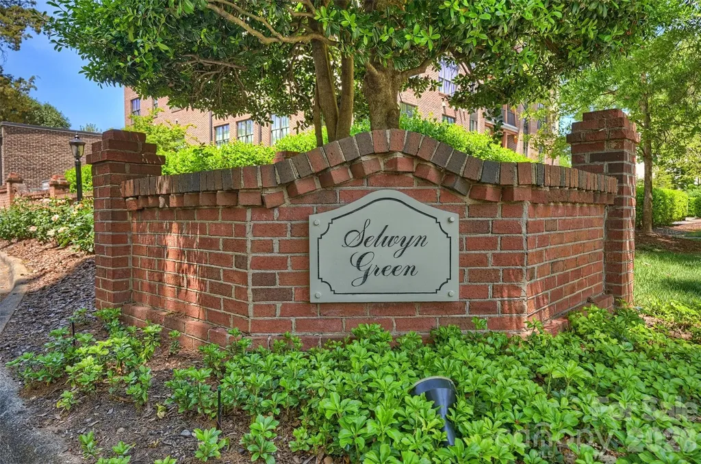 2320 Selwyn Avenue Charlotte NC 28207