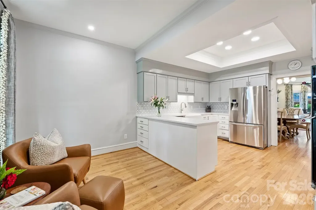 2320 Selwyn Avenue Charlotte NC 28207