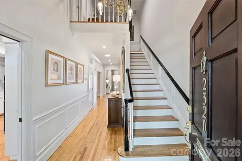 2320 Selwyn Avenue Charlotte NC 28207
