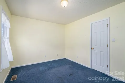 260 Houser Road Blacksburg SC 29702