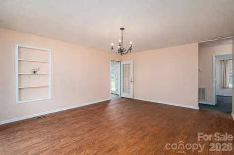 260 Houser Road Blacksburg SC 29702
