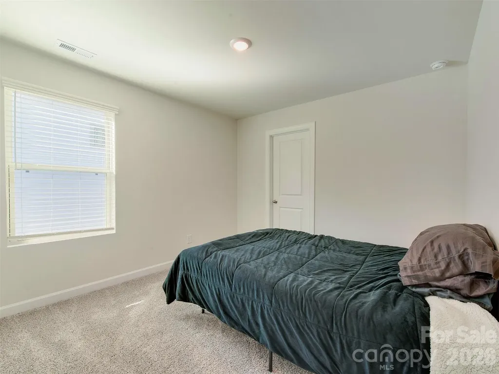4009 Woodland View Drive Charlotte NC 28215