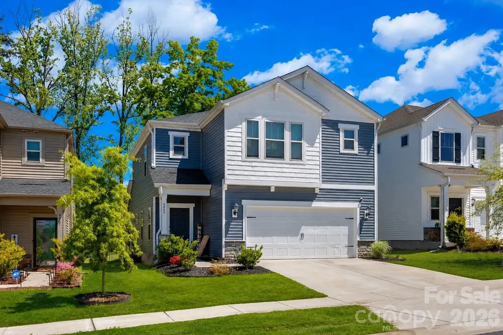 4009 Woodland View Drive Charlotte NC 28215