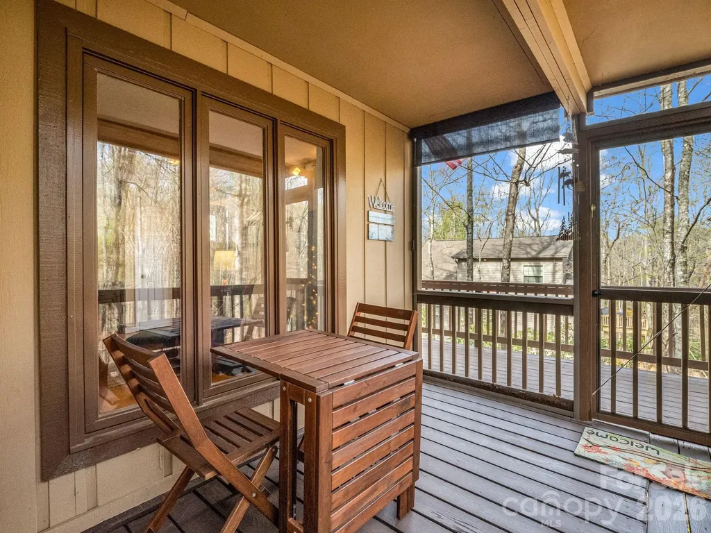 78 Wahuhu Court Brevard NC 28712