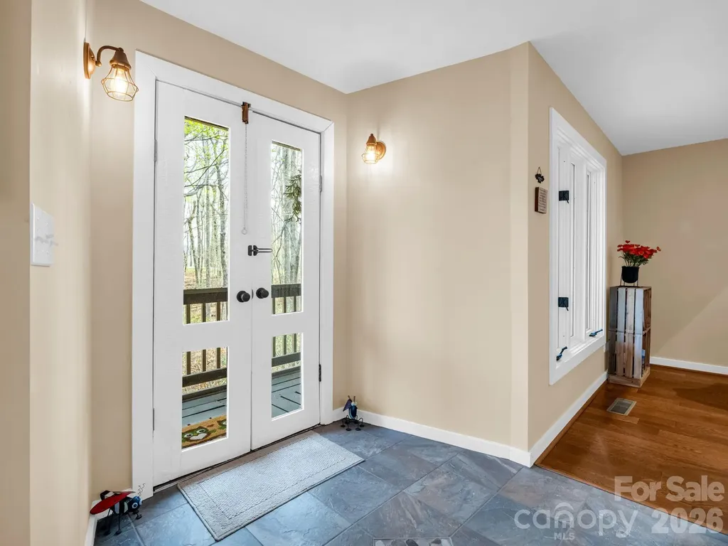 78 Wahuhu Court Brevard NC 28712
