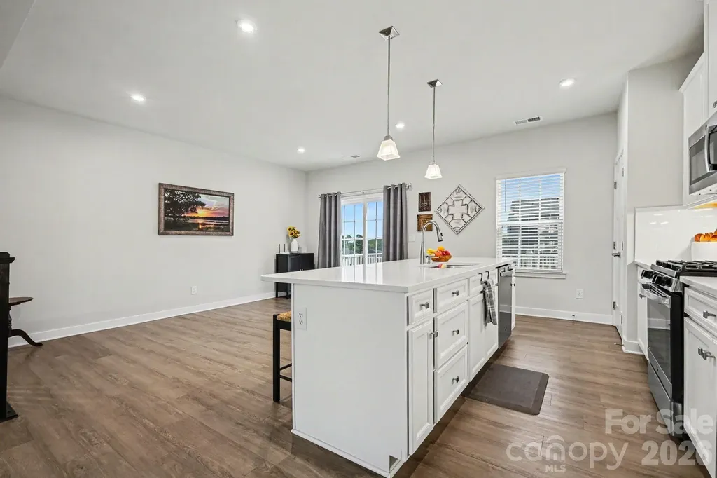 1946 Tupelo Grove Lane Gastonia NC 28054