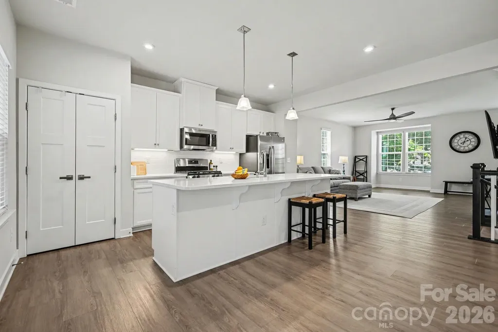1946 Tupelo Grove Lane Gastonia NC 28054