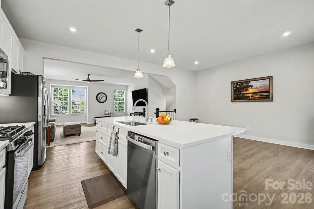 1946 Tupelo Grove Lane Gastonia NC 28054