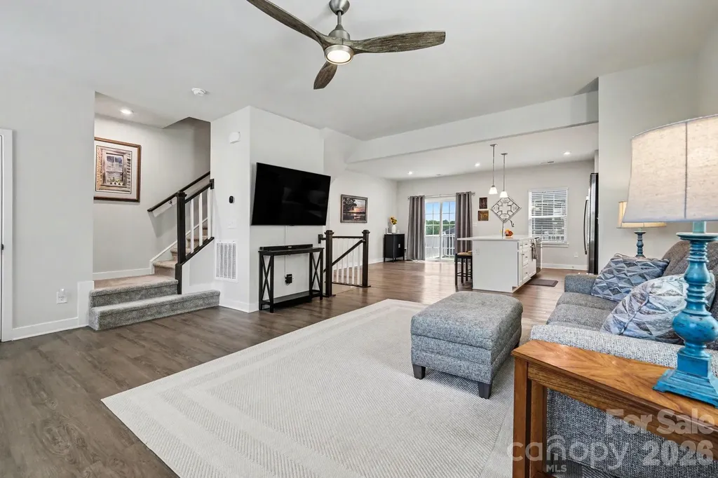 1946 Tupelo Grove Lane Gastonia NC 28054