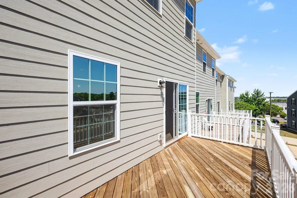 1946 Tupelo Grove Lane Gastonia NC 28054