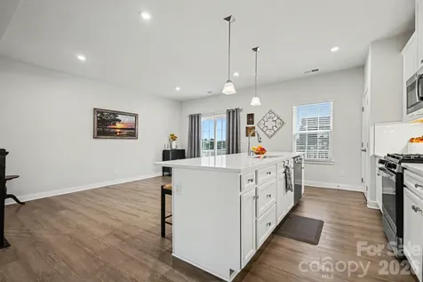 1946 Tupelo Grove Lane Gastonia NC 28054