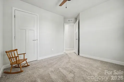 1946 Tupelo Grove Lane Gastonia NC 28054