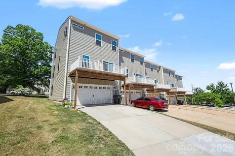1946 Tupelo Grove Lane Gastonia NC 28054