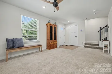 1946 Tupelo Grove Lane Gastonia NC 28054