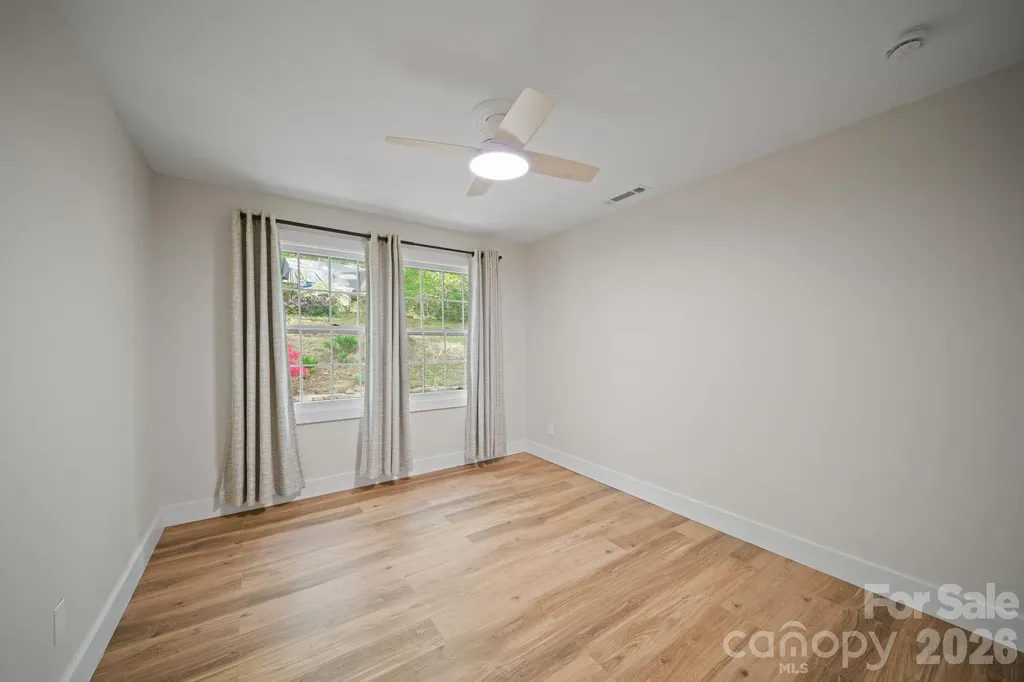 70 Melton Road Candler NC 28715