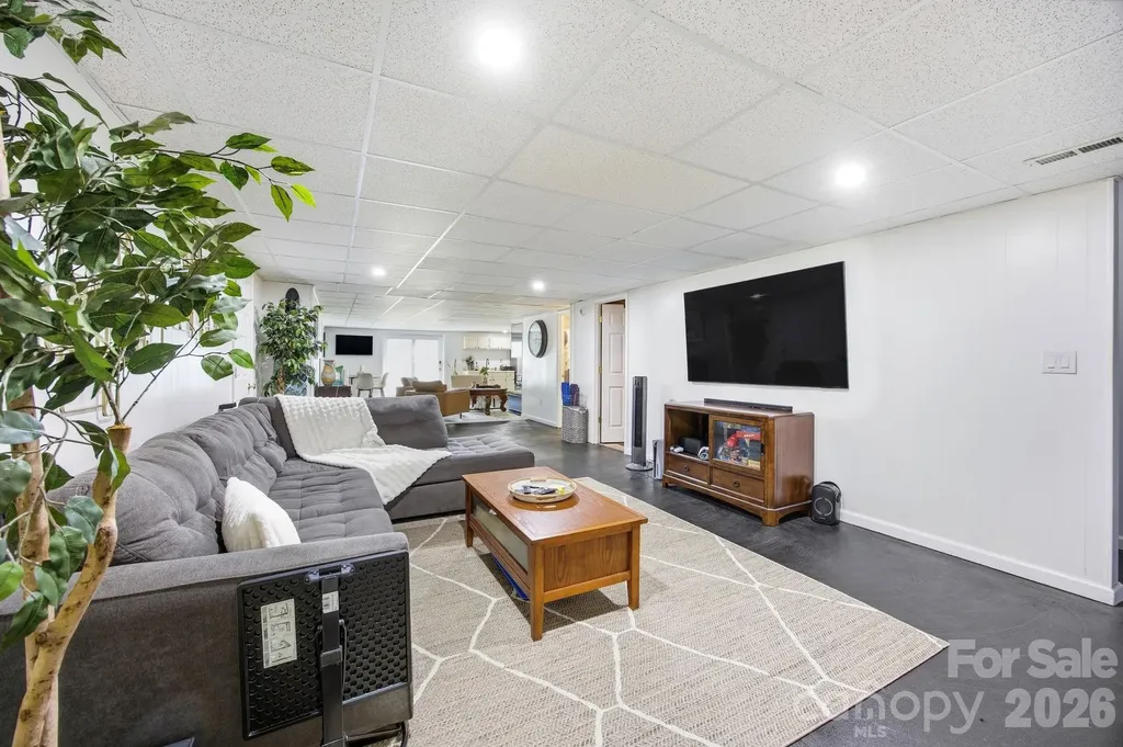 406 Vincent Court Salisbury NC 28146