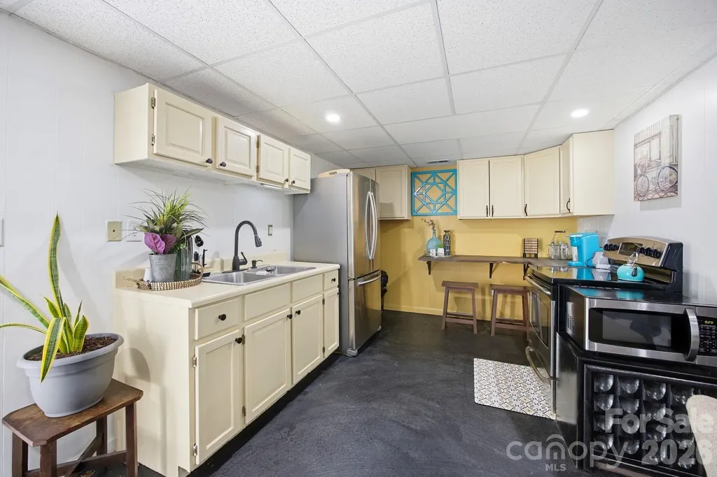 406 Vincent Court Salisbury NC 28146