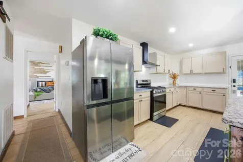 406 Vincent Court Salisbury NC 28146