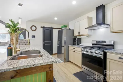 406 Vincent Court Salisbury NC 28146